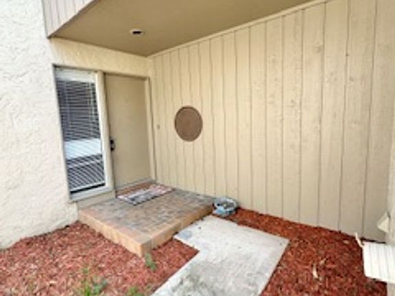 4th image of 100 Weeping Elm Ln