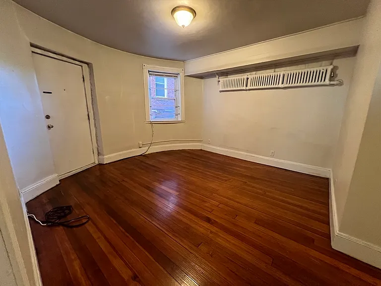 187 Winthrop Rd #1A — Photo 7