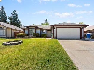 8038 Torrente Way, Sacramento, CA