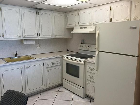 5th image of 242 Wellington Cir #H-2420
