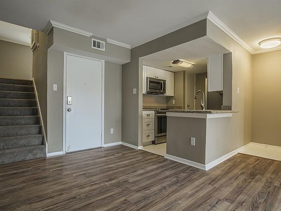 5th image of 3506 Cove View Blvd APT 403