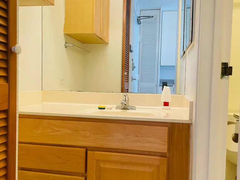 1920 Ala Moana Blvd #1410 — Photo 3