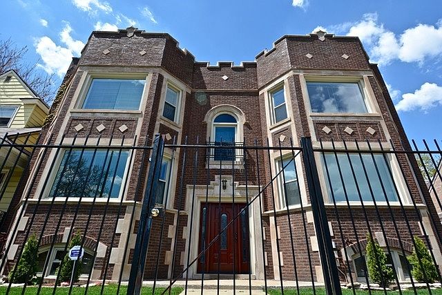 1st image of 9034 S Loomis St APT 1N