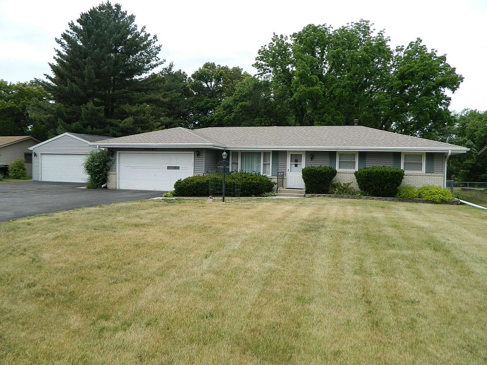 1st image of 9956 Debbie Ln