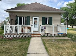 201 S 10th St, Onida, SD 57564