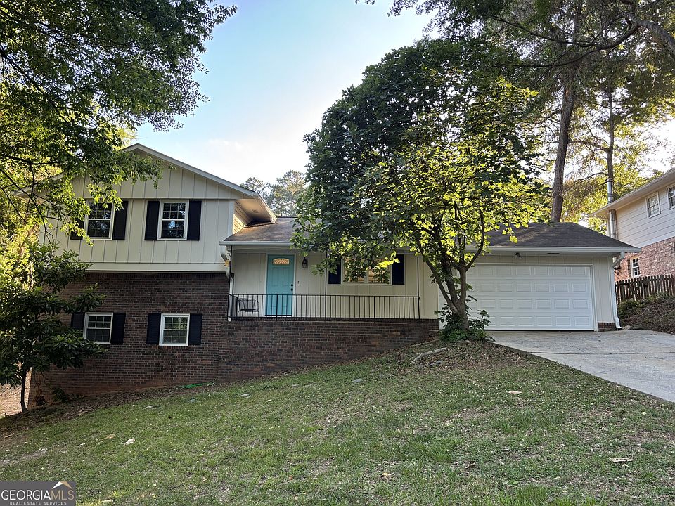 1st image of 126 Azalea Dr