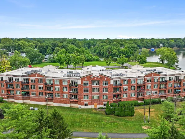 20971 Shoreline Ct APT 312, Noblesville, IN 46062