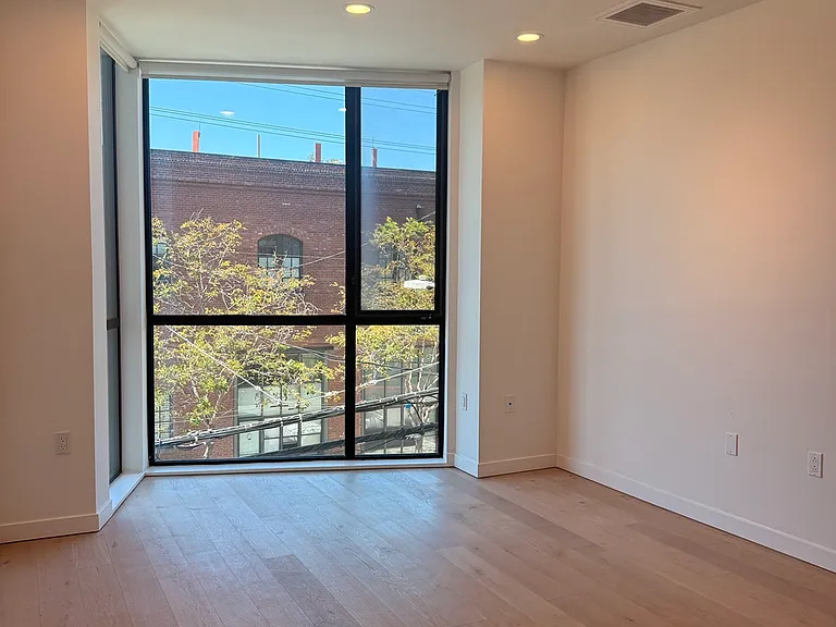 815 Tennessee St #311 — Photo 1