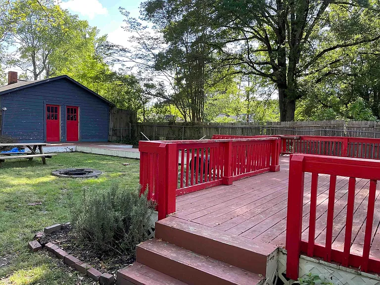113 W Edgewood Dr — Photo 10