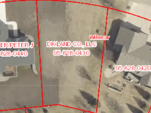 1703 Upper Trentwood Cir NE, Willmar, MN 56201