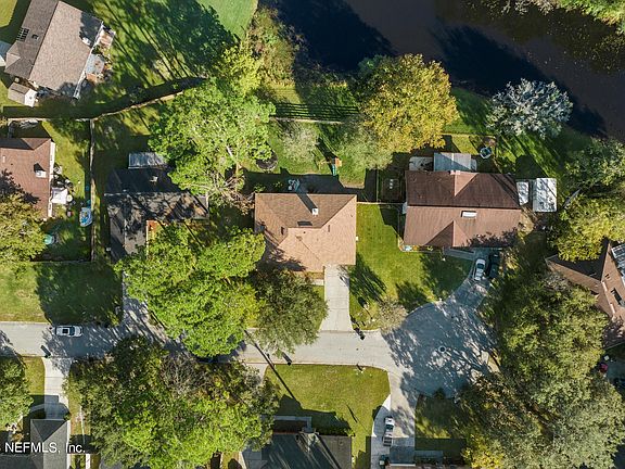 2nd image of 11867 S NARROW OAK Lane