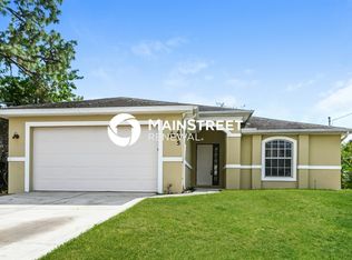 3405 3rd St W, Lehigh Acres, FL 33971