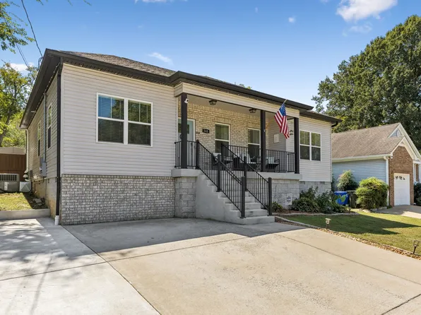 245 Valley Dr, Columbia, TN 38401