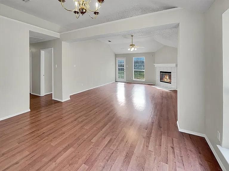 1st image of 1702 Prescott Dr