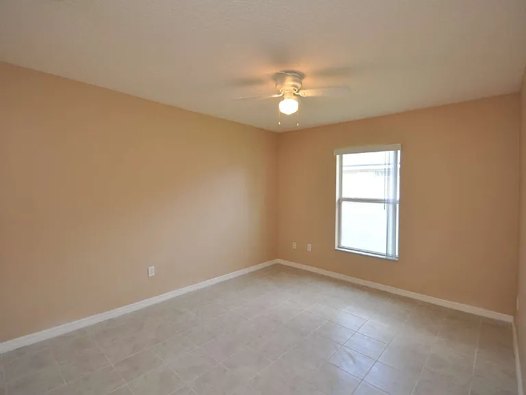69 Rose Dr #B — Photo 18