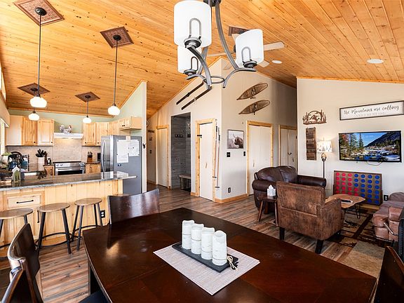 2nd image of 1301 Sheep Ridge Rd