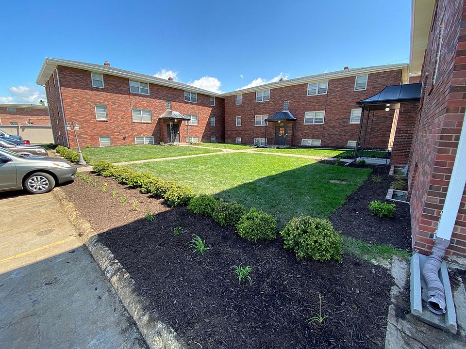 1st image of 1305 N 49th Ave #3