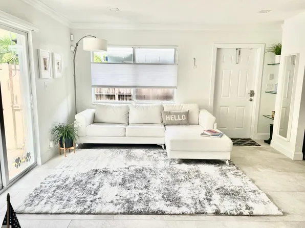 1400 NE 18th St APT 4, Fort Lauderdale, FL 33305