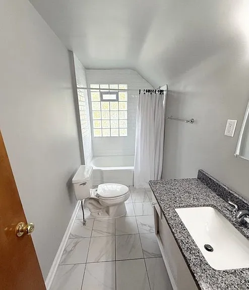 2379 Charney Rd — Photo 9