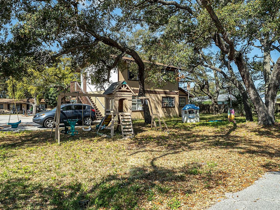 1st image of 1042 Sea Grape Dr #201