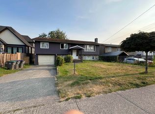 13442 98a Ave, Surrey, BC V3T1C8