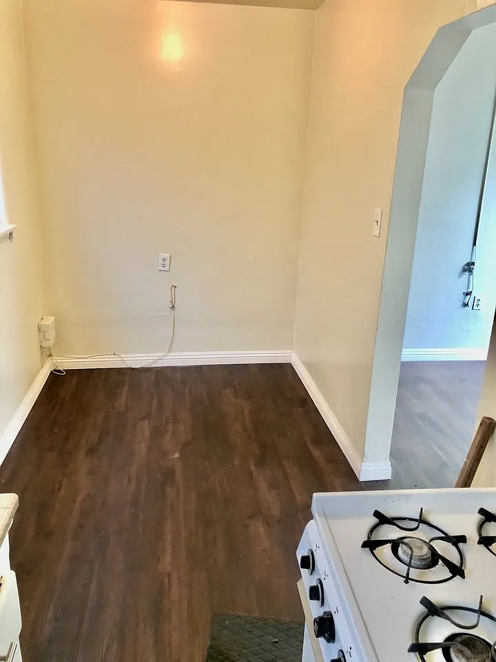 1 bed, 425 sqft, $1,650 — Photo 4