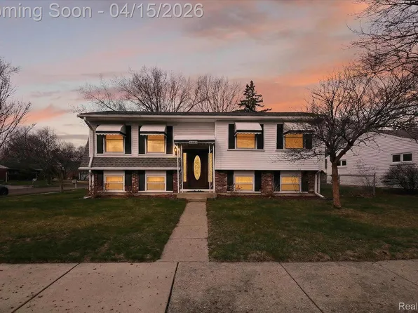 9187 N Sheldon Rd, Plymouth, MI 48170