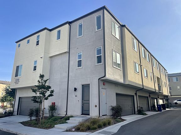 5th image of 5208 Surfwalk Way #154-1