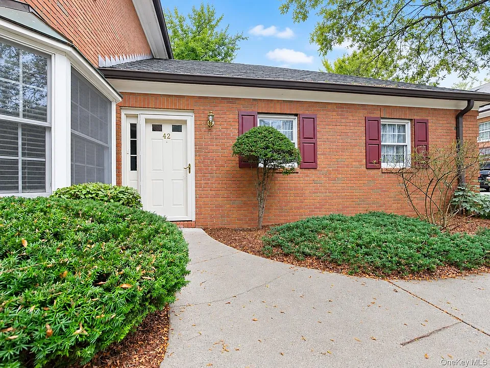 42 Westbrook Rd