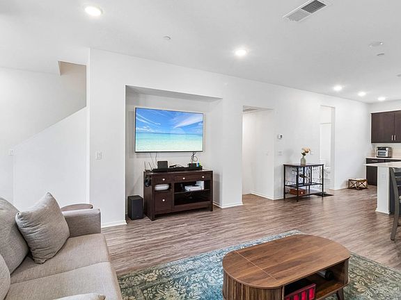 4th image of 5412 Calle Sandwaves #170