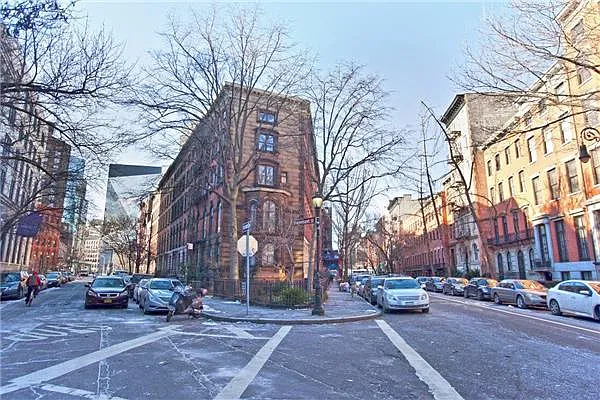 Sold by Stephen P. Wald | media 8