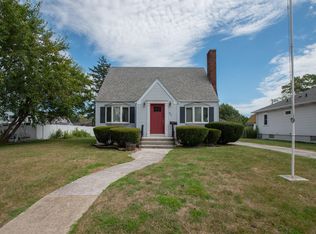 607 N Broad St, Griffith, IN 46319