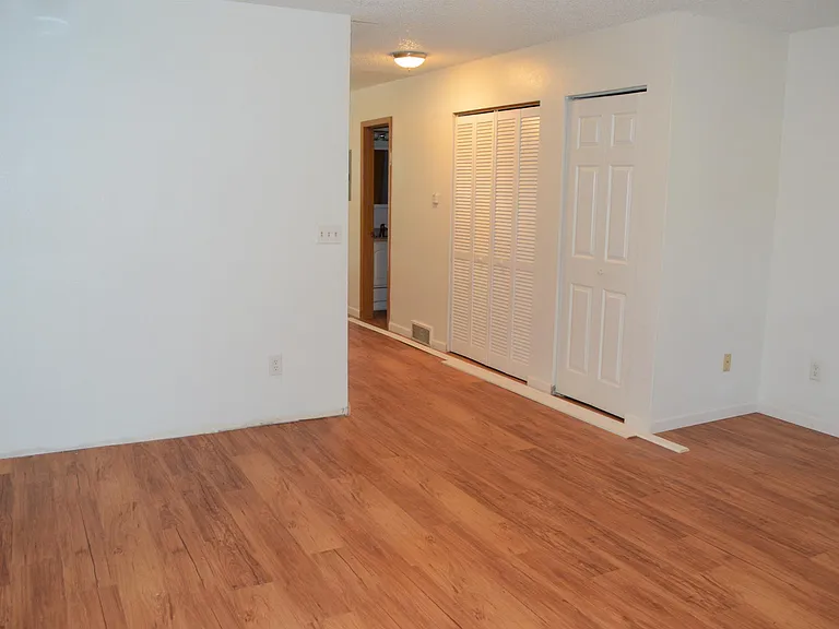 2927 Broadway St #1 — Photo 13