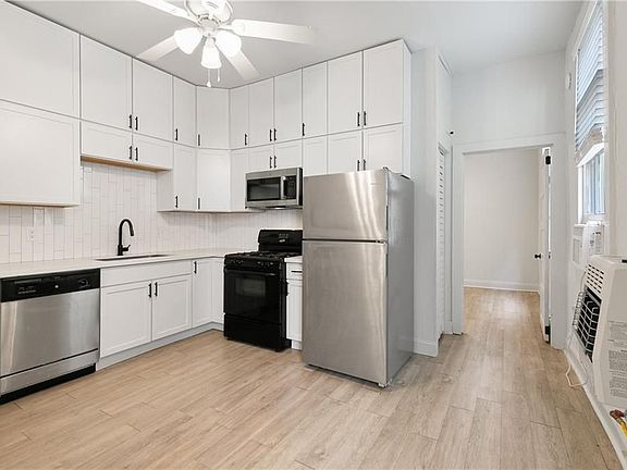 3rd image of 8144 Jeannette St APT D
