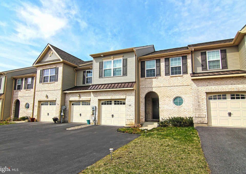 1st image of 619 Mulberry Dr