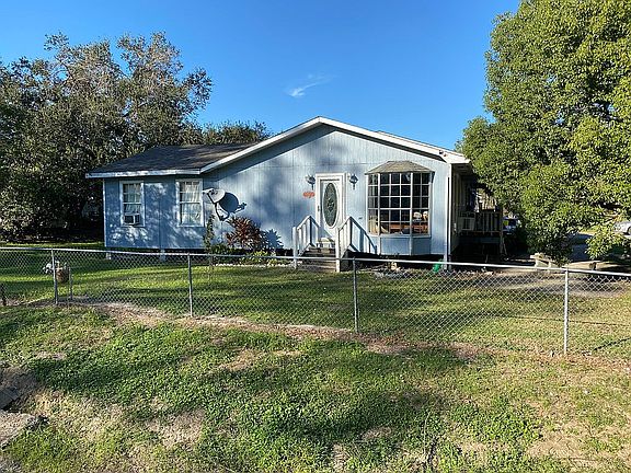 4th image of 234 Booker Ave