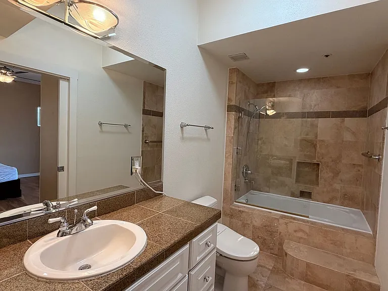 97 East Ct #58 — Photo 16