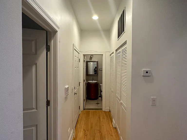 3212 W Fullerton Ave #1 — Photo 7