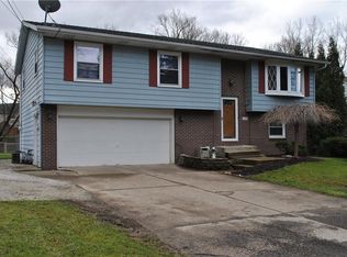 1177 E Gore Rd, Erie, PA 16504