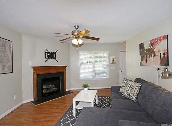 2nd image of 112 Whistling Pines Dr