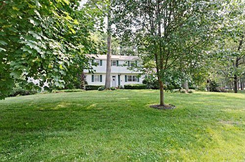 2nd image of 15 Tamarack Ln