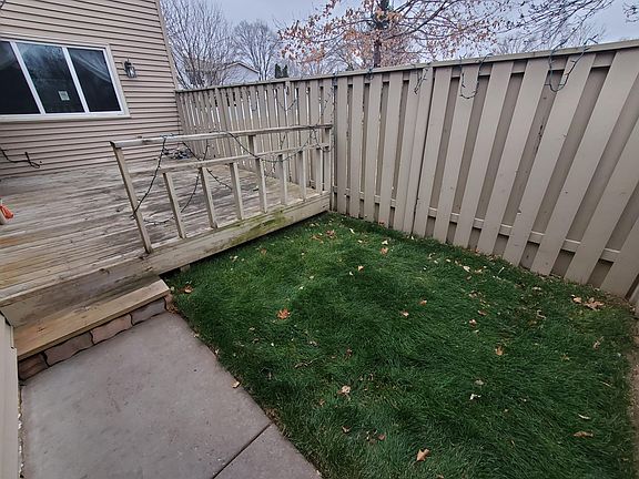 2nd image of 905 Monterey Dr