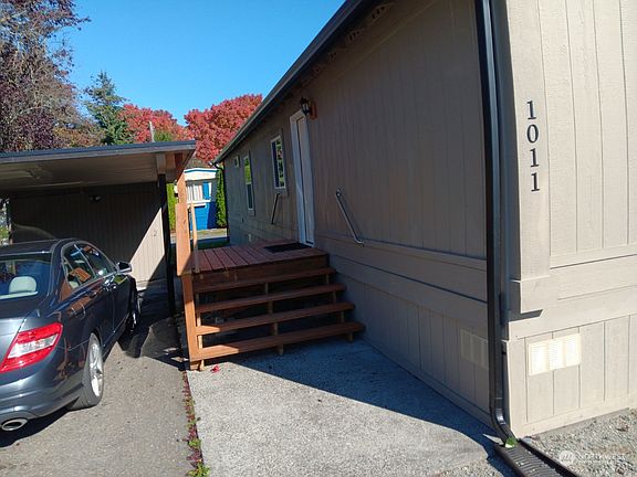 4th image of 1011 137th Street S #22