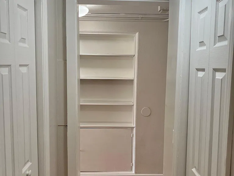 311 W Ashley St #1211 — Photo 5