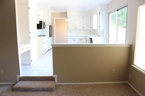 4th image of 2915 Chauncy Cir