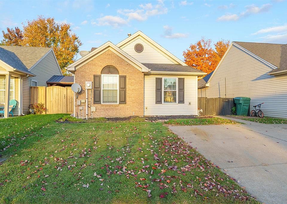 1st image of 2688 Wisteria Gdns