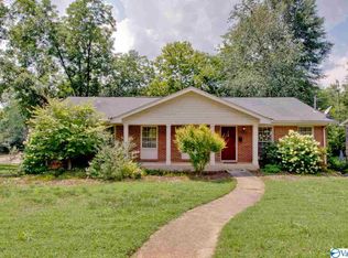 718 Cleermont Dr SE, Huntsville, AL 35801