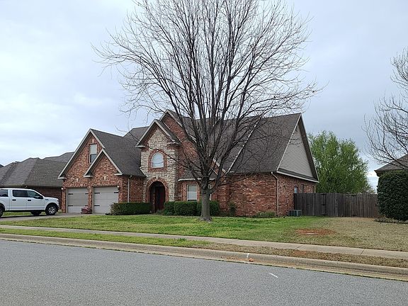 2nd image of 4514 W Blue Ray Cir