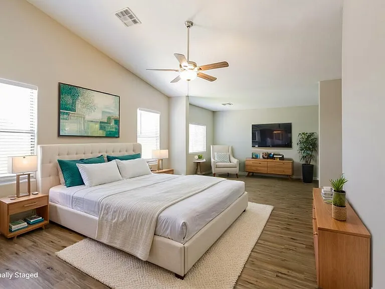 13311 W Stella Ln — Photo 12
