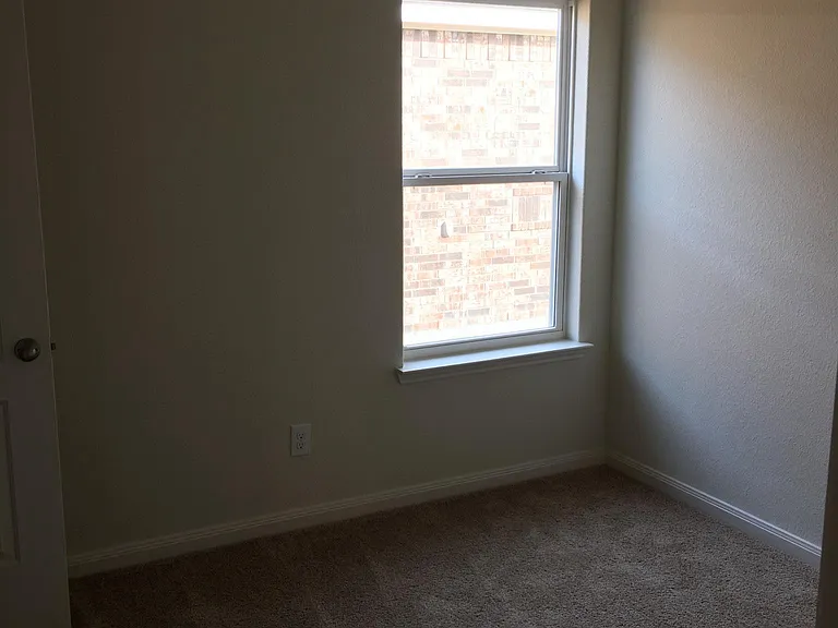 8925 Blackhaw St — Photo 23